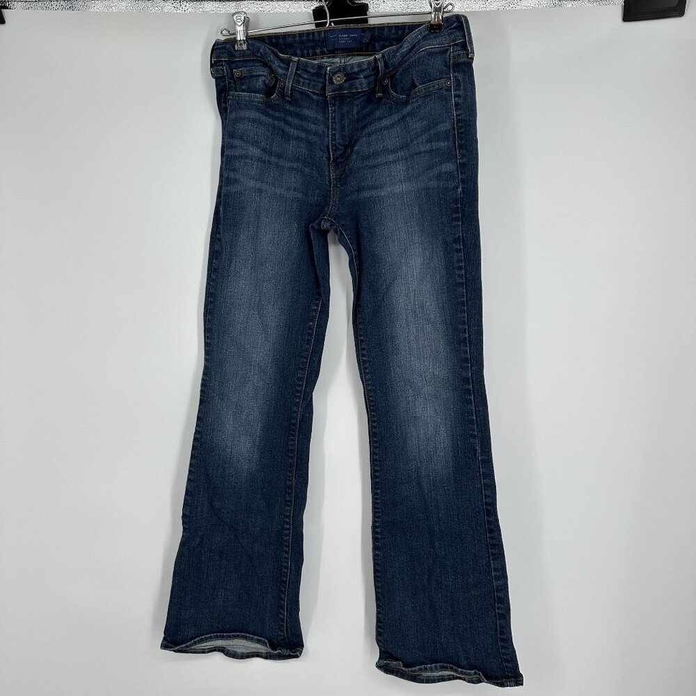 Levis Women's Jeans Slight Curve Classic Boot‎ Cut Size 8